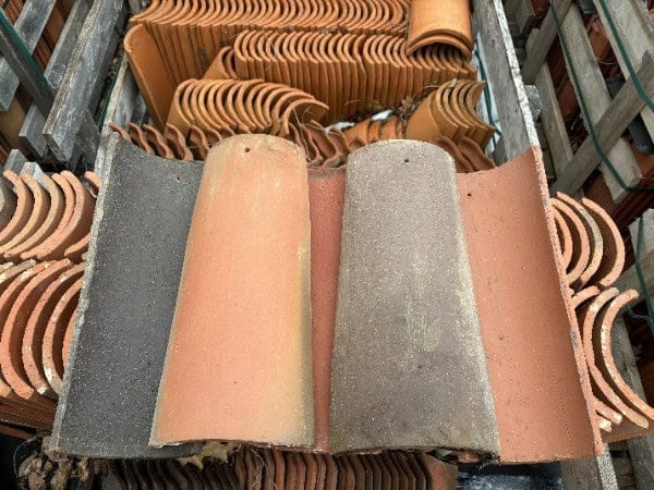 Reclaimed Barrel Clay Roof Tiles in Mixed Natural Finishes – Mission Style